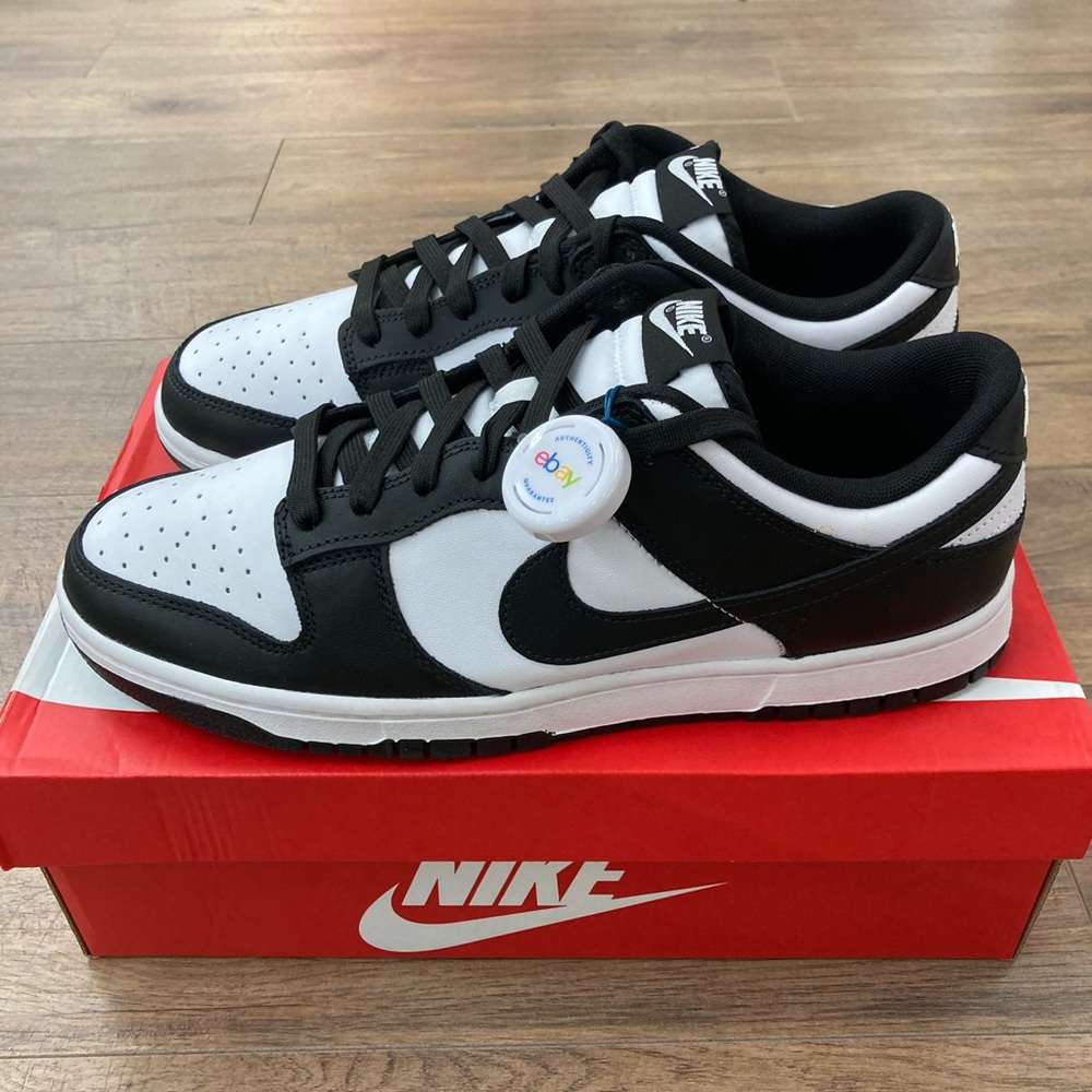 Nike dunk low panda women’s size 9  DS new